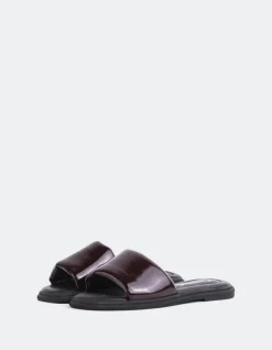 Flats-L'INTERVALLE Bosnia Burgundy Patent