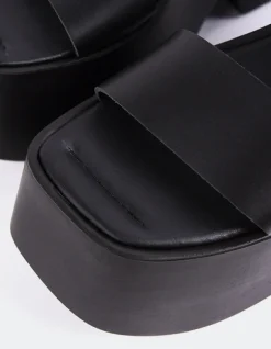 Platform-L'INTERVALLE Gentil Black Leather