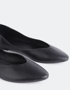 Ballerinas-L'INTERVALLE Glissandra Black Leather