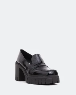 Loafers-L'INTERVALLE Hugo Black Naplack