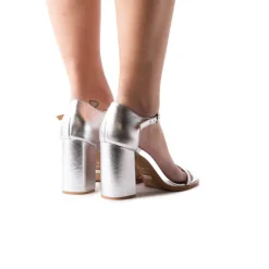 High Heels-L'INTERVALLE Moscato Silver Metal