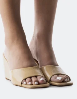 Wedges-L'INTERVALLE Toscana Camel Naplack