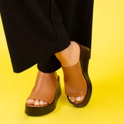 Wedges-L'INTERVALLE Tresor Brown Leather